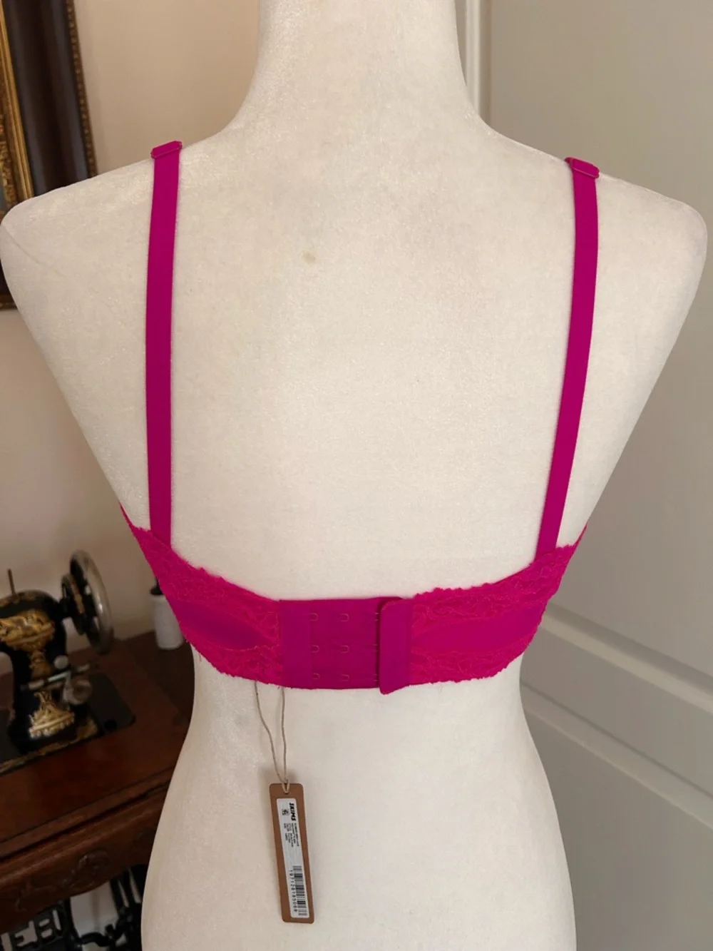 Skims Summer Mesh Lace Fuchsia Balconette Underwire Bra - Picture 4 of 5